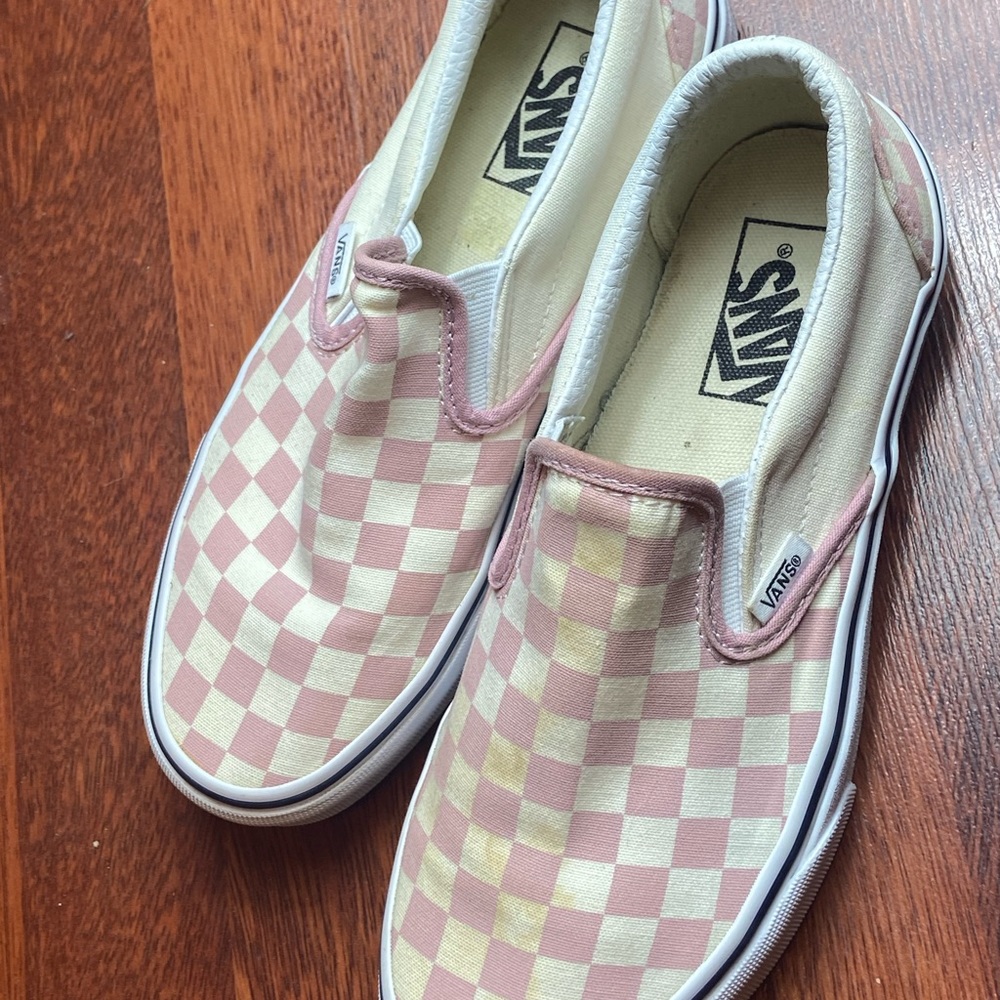 Checkered vans slip on men’s 7 woman’s 8.5